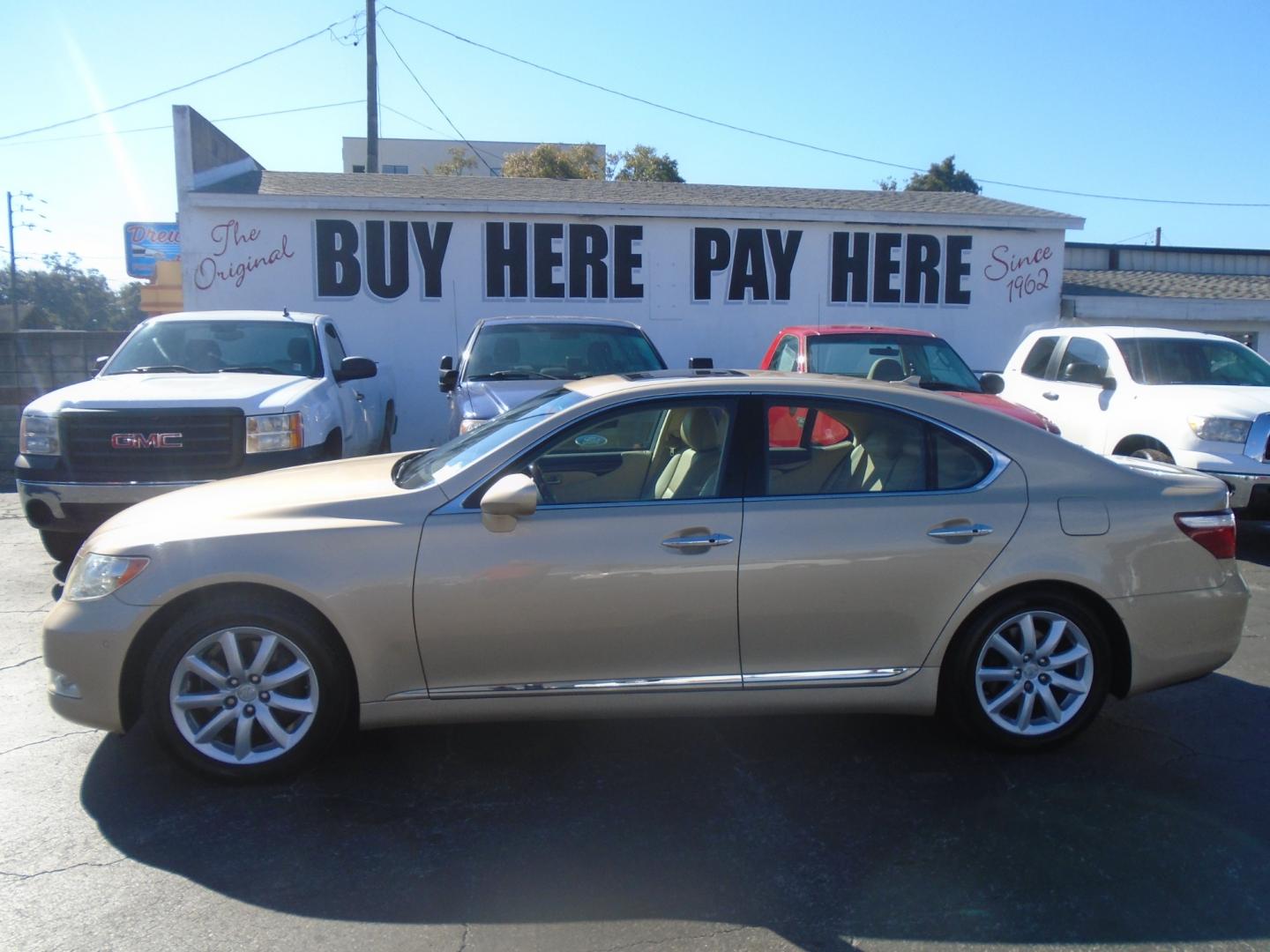 2007 Lexus LS 460 Luxury Sedan (JTHBL46F275) with an 4.6L V8 DOHC 32V engine, 8-Speed Automatic Overdrive transmission, located at 6112 N Florida Avenue, Tampa, FL, 33604, (888) 521-5131, 27.954929, -82.459534 - Photo#0